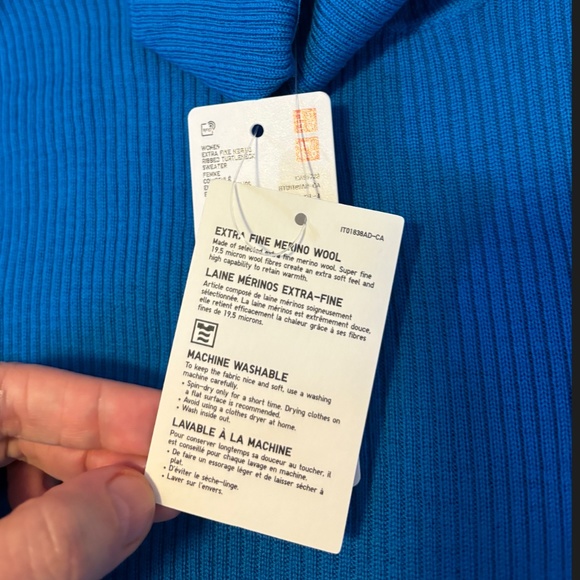 Uniqlo blue extra fine 100% merino wool ribbed turtleneck sweater NWT - Picture 7 of 8